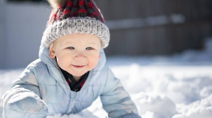 Comment habiller bébé pour les vacances d’hiver ?