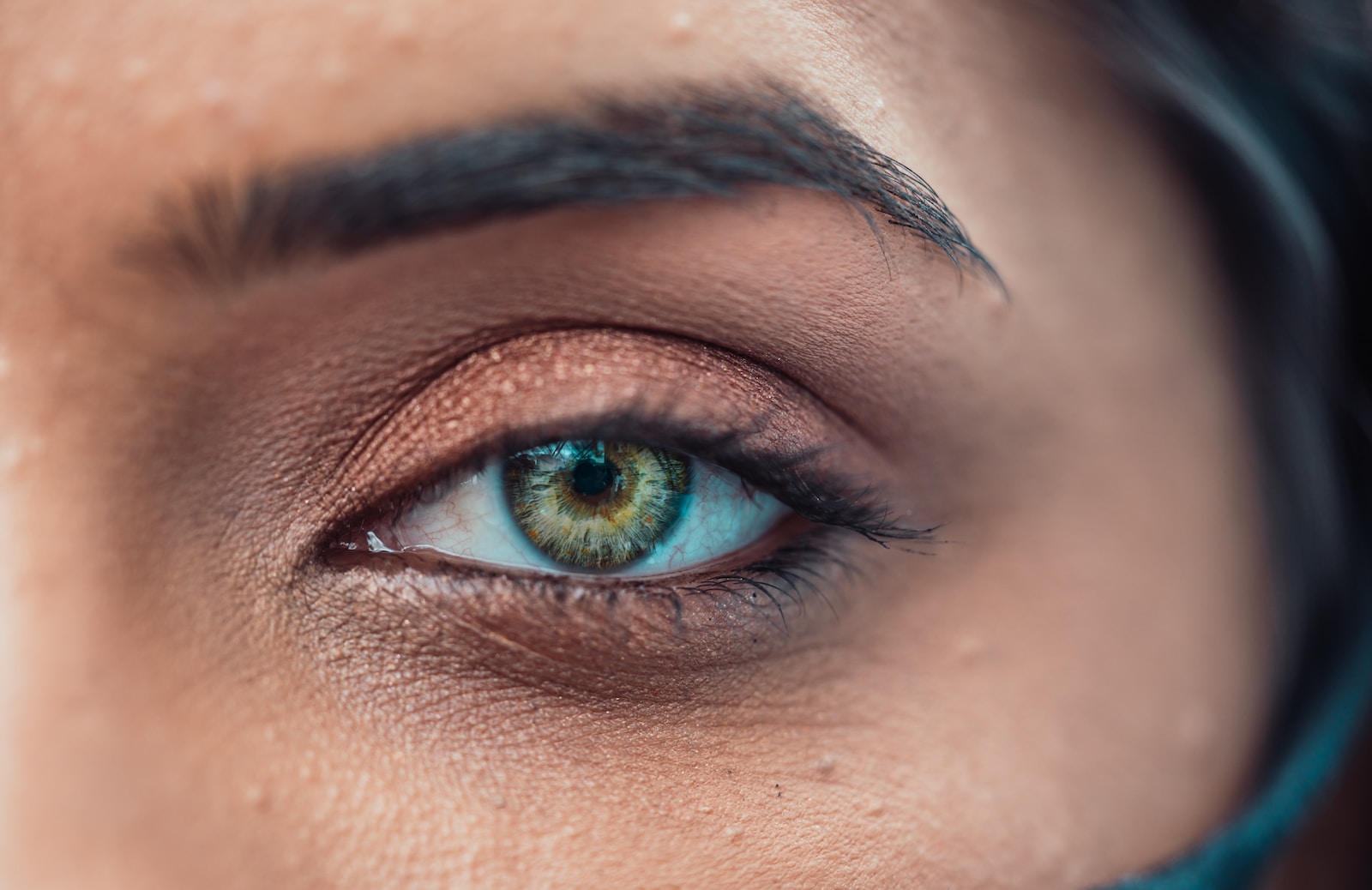Poches sous les yeux : comment les faire dégonfler